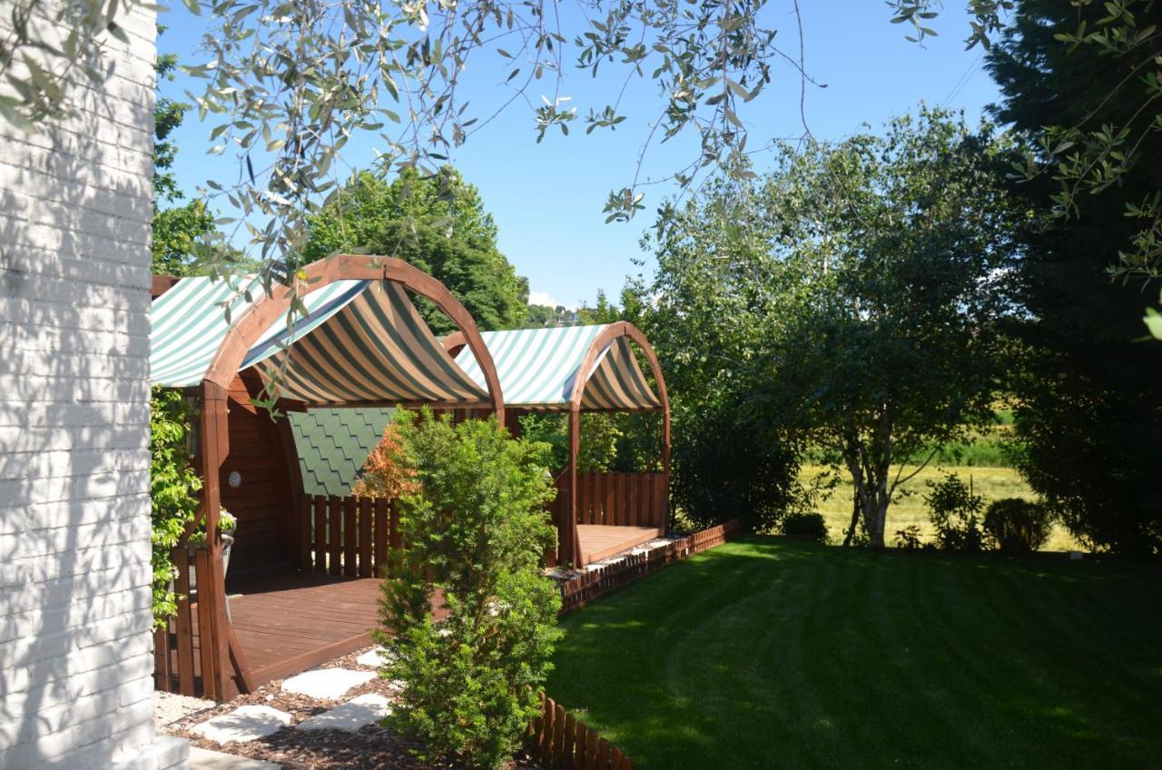 Asso Bed & Breakfast Bed & Breakfast *